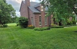 143 Cross Creek, Paris, KY 40361
