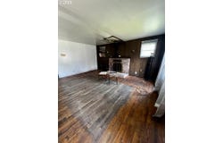 1215 NE IRVINE St, McMinnville, OR 97128