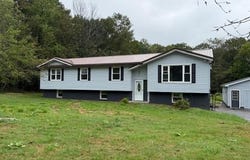 53 ELKVIEW, Clifford Twp, PA 18421