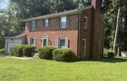 590 Lakeshore Parkway, Brandenburg, KY 40108