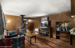 582 Mountain View Rd, Clark Fork, ID 83811