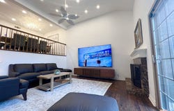 7825 Seaglen Dr, Huntington Beach, CA 92648