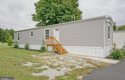 110 MOSS Lane, WILLIAMSTOWN, NJ 08094