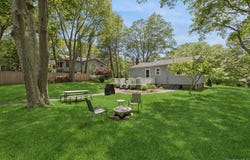 28 The Trail, Hampton Bays, NY 11946