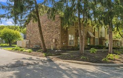 6159 Stornoway Drive S, Columbus, OH 43213