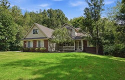3431 Eagle Valley Court, Howell, MI 48843