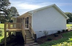 134 Rabbit Run, Saluda, VA 23149