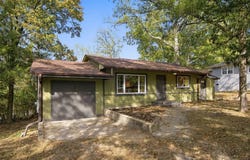 292 Lakeside Drive, Forsyth, MO 65653