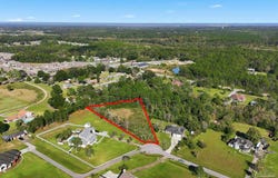 1950 Meander Cir, Cantonment, FL 32533