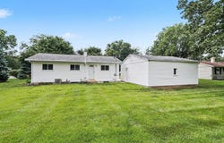 15525 Darden Road, Granger, IN 46530-8567