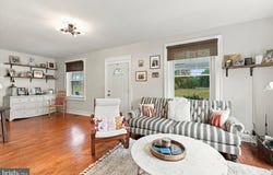 10 W TOWNSHIP LINE Road, NORRISTOWN, PA 19401