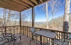 61 Creekside Way, Burnsville, NC 28714