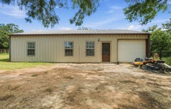 909 County Road 669, Devine, TX 78016