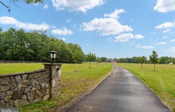 6119 BEACH Road, MIDLAND, VA 22728
