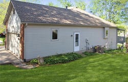 17800 E 30th Drive S, Independence, MO 64057