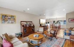 15 Elmwood Lane, Syosset, NY 11791