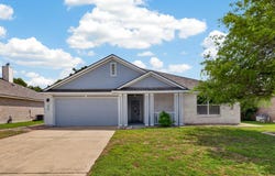 1504 Cora Marie Dr, Pflugerville, TX 78660