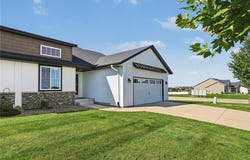 3301 Platinum Way, Marion, IA 52302