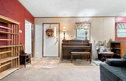 105 Whisperridge Ct, Moneta, VA 24121