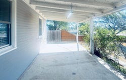 611 E 3RD Street, Dumas, TX 79029-4010