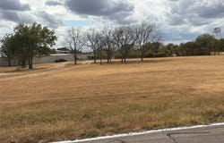 221 Maple Street, Commerce, TX 75428