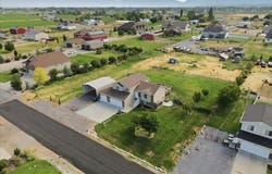 5594 S 6950 W, Hooper, UT 84315
