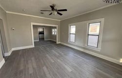 509 E 4TH STREET, Burkburnett, TX 76354