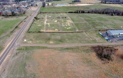 2776 Highway 51, Senatobia, MS 38668