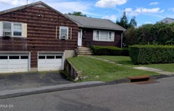 41 Nicholas Avenue, Greenwich, CT 06831
