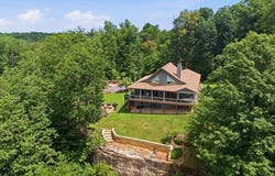 583 Cliff Park Rd, Monterey, TN 38574