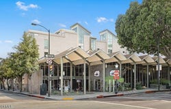 111 S De Lacey Avenue, Pasadena, CA 91105