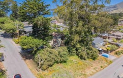 6th St, Montara, CA 94037