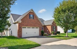 26583 VANDERVIEW Place, CHANTILLY, VA 20152