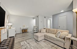 2121 S PENNINGTON, Mesa, AZ 85202