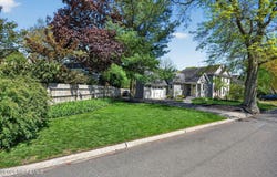 9 Forrest Avenue, Rumson, NJ 07760