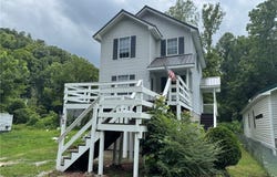 30 Left Fork Road, Charleston, WV 25315