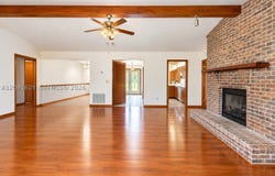 525 Hickory Drive, FL 32003
