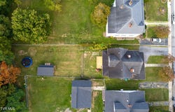407 College Street, Marion, VA 24354