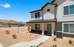 2189 S Tower Bridge Dr, Washington, UT 84780