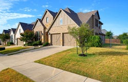 1920 Roundtree Circle E, Fort Worth, TX 76008