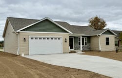 690 OAK STREET, Scandinavia, WI 54977