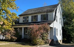 30 Walnut Ave, Millburn Twp., NJ 07041-1512