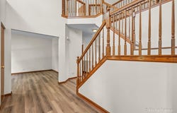 2240 Barrett Drive, Algonquin, IL 60102