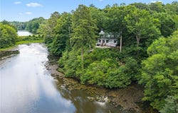 70 Mill Ridge Road, Hartfield, VA 23071