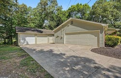 611 Calloway Drive, Rockmart, GA 30153