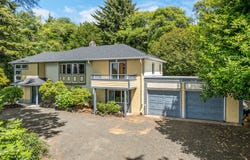 4131 HEMLOCK St, CannonBeach, OR 97110