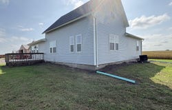 18397 215Th Avenue, Centerville, IA 52544