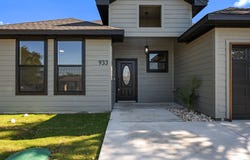 933 Nacogdoches River Drive, Granbury, TX 76048