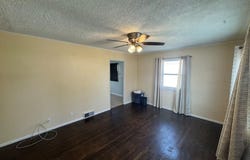 652 E Meves Ave, Grand Island, NE 68801
