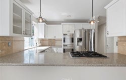 3327 California Avenue, Signal Hill, CA 90755
